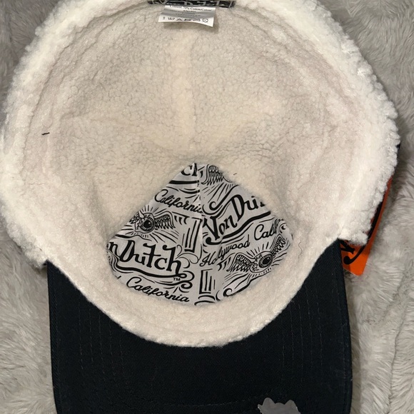 Von Dutch Black and White Logo Cap - Picture 5 of 8